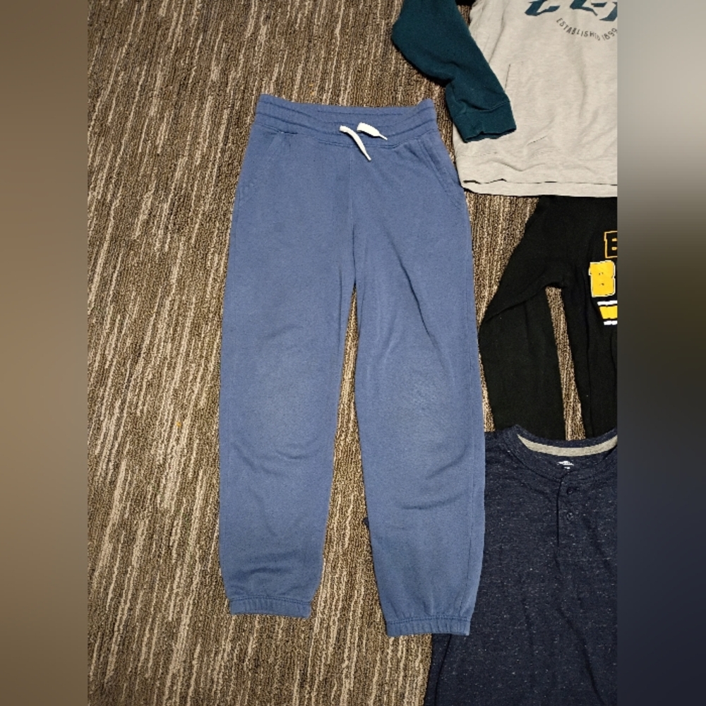 Boys Lot Size 8 (M) - Picture 3 of 6